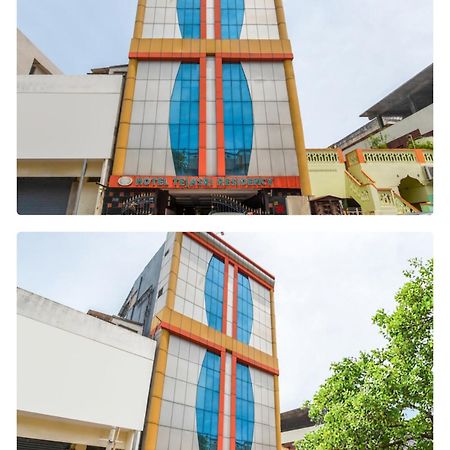 Hotel Tejasri Residency Vijayawada Bagian luar foto