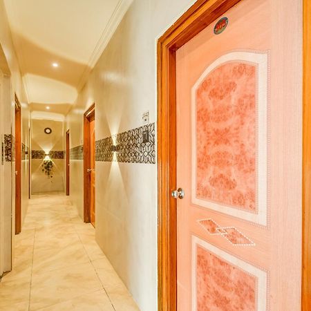 Hotel Tejasri Residency Vijayawada Bagian luar foto