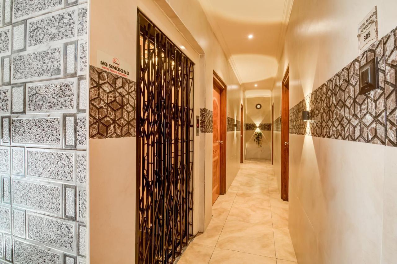 Hotel Tejasri Residency Vijayawada Bagian luar foto